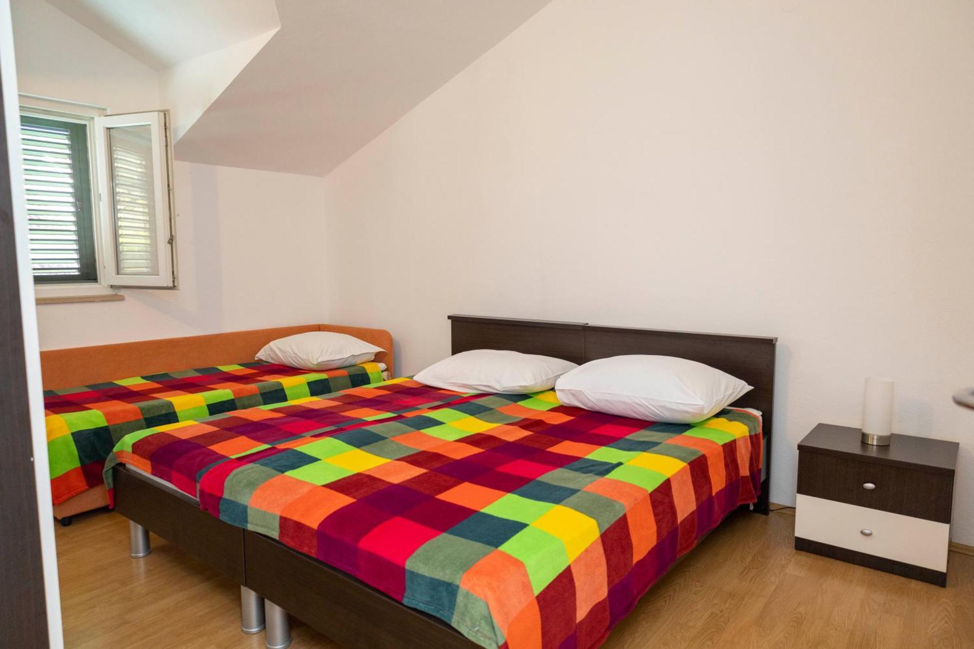 Apartments Jaksic - Zile Supetar Exterior photo