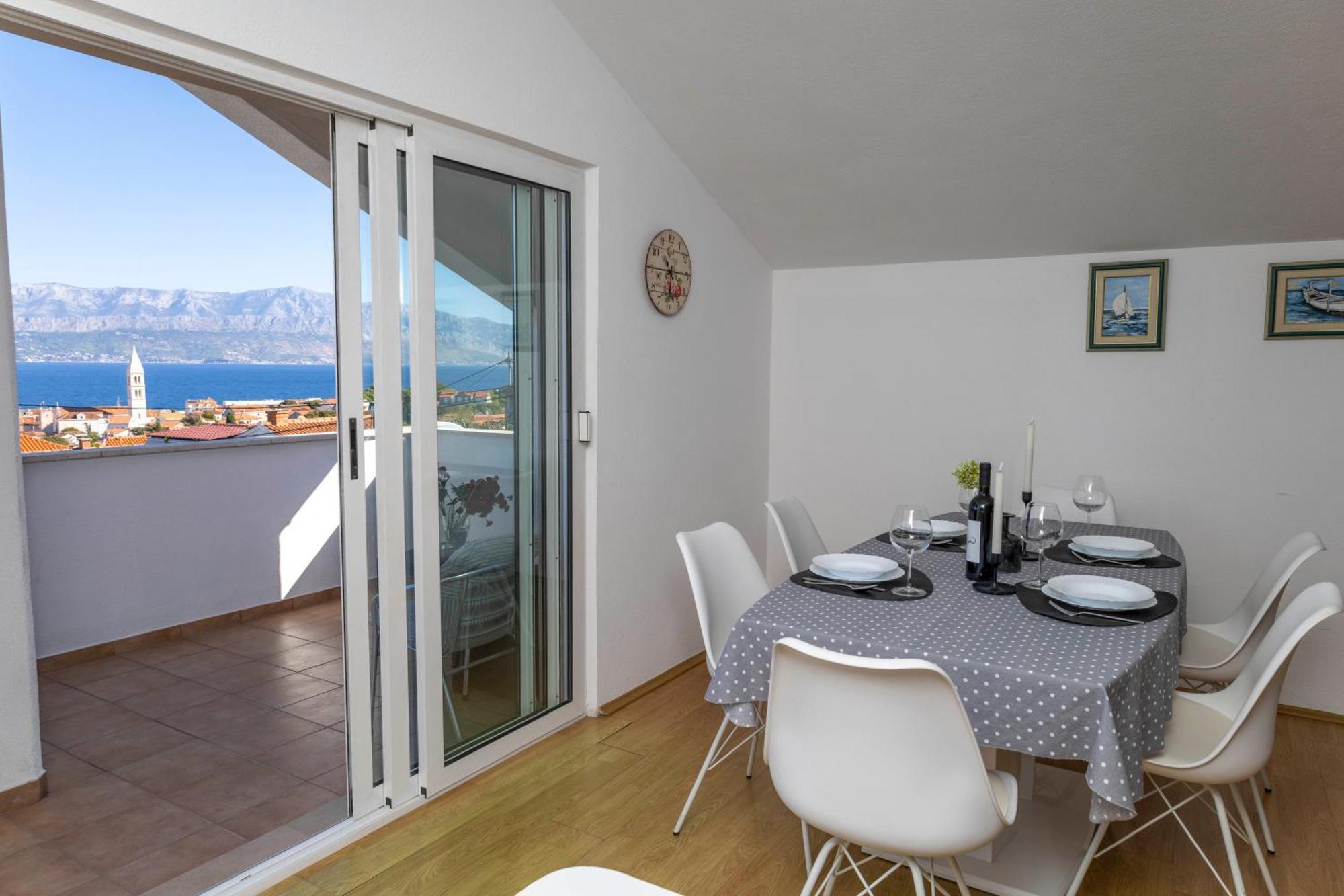 Apartments Jaksic - Zile Supetar Exterior photo